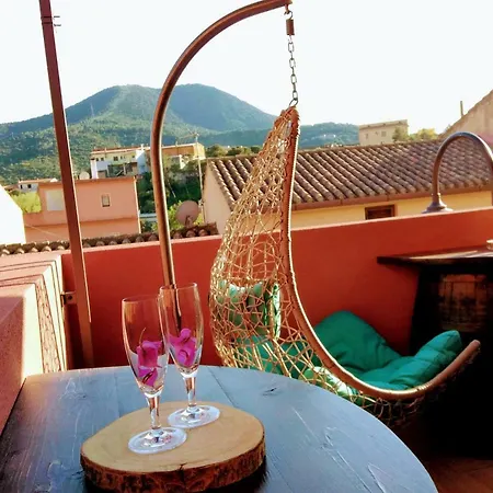 Alojamento de Acomodação e Pequeno-almoço La Perla Del Sud 4*