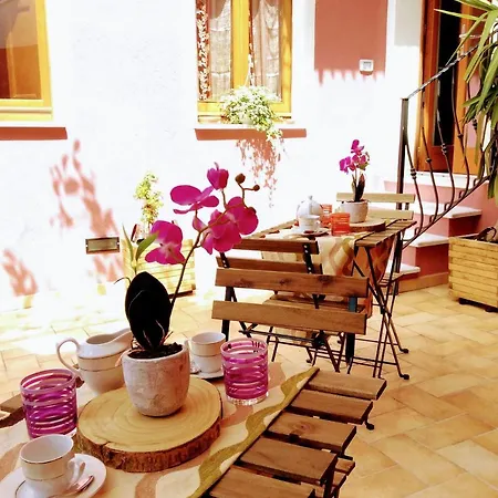 La Perla Del Sud Couette-café 4*