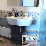 Bed and Breakfast La Perla Del Sud 3*