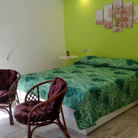 Nocleg ze śniadaniem La Perla Del Sud 4*