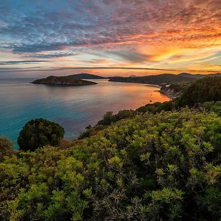 La Perla Del Sud Nocleg ze śniadaniem Teulada