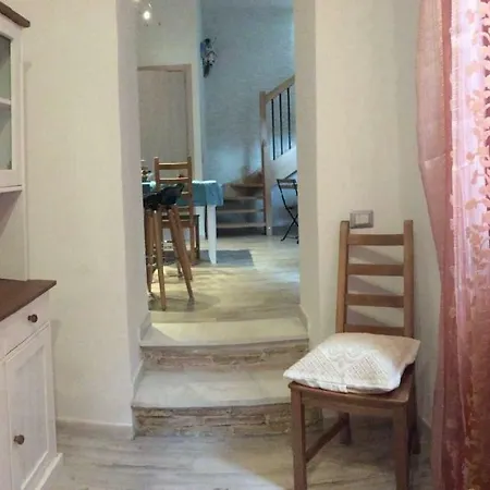 La Perla Del Sud Bed & Breakfast 4*