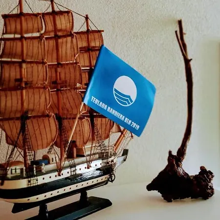 La Perla Del Sud Bed & Breakfast 4*