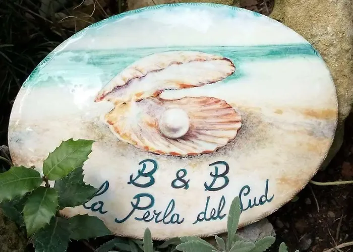 Oda ve Kahvaltı La Perla Del Sud 4*