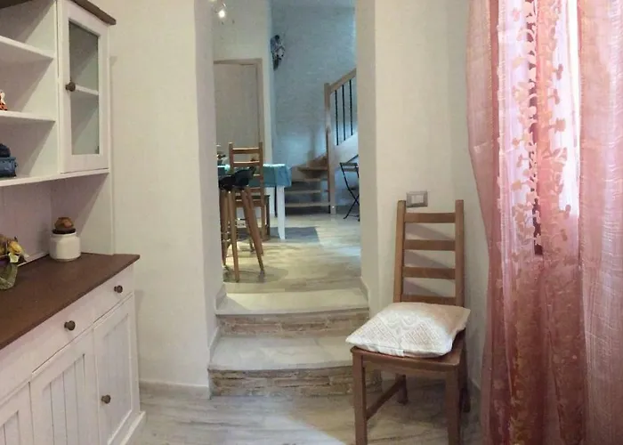 La Perla Del Sud Oda ve Kahvaltı 4*